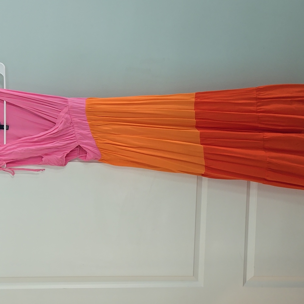 Scoop daryl color block tiered dress
